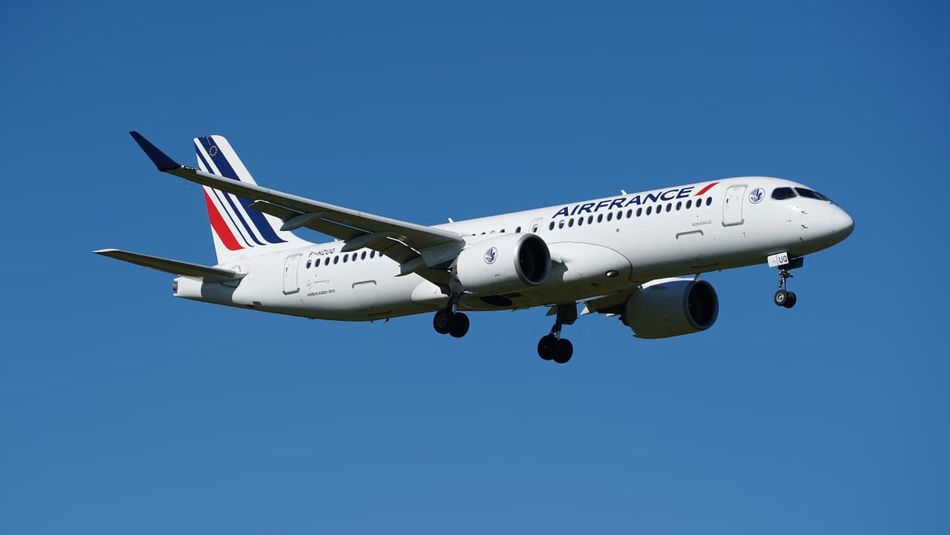 Avion Air France à l'atterrissage