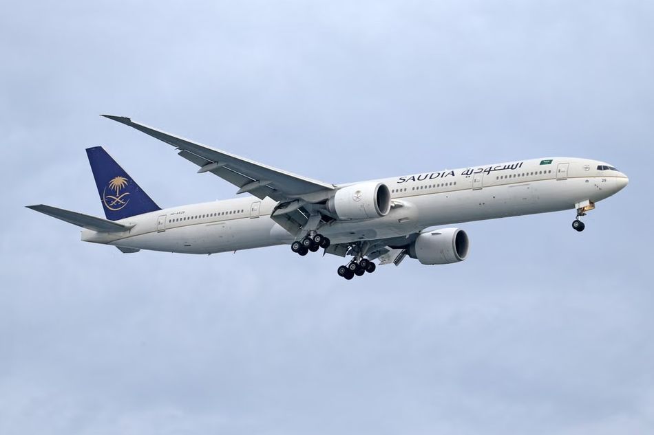 Avion Saudia à l'approche