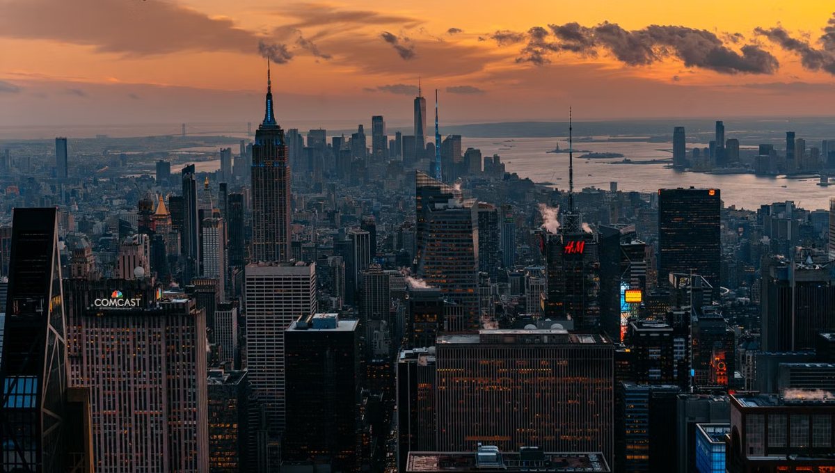 Skyline de New York au coucher du soleil